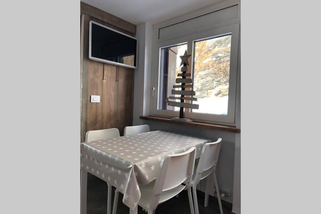 Piccolo Paradiso In Centro Cervinia Брей-Червінія Екстер'єр фото